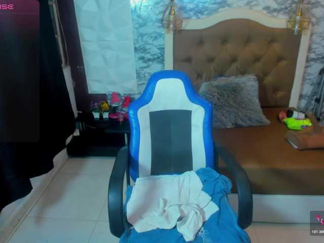 DanniWonder's BongaCams show and profile