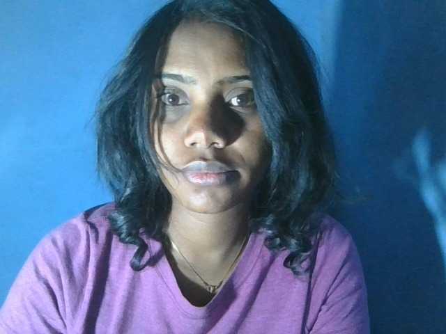 SweetElissa1 live cam on BongaCams