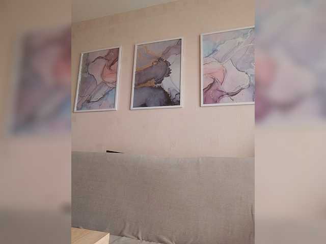 AnyaSweet18 live cam on BongaCams