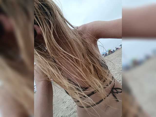 AnyaSweet18 live cam on BongaCams