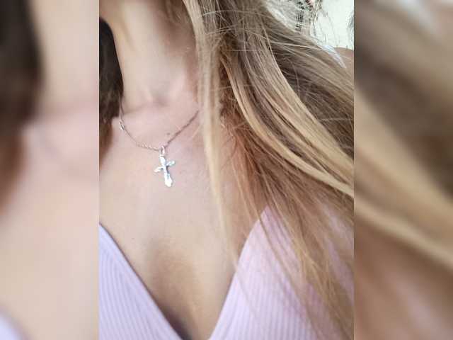 AnyaSweet18