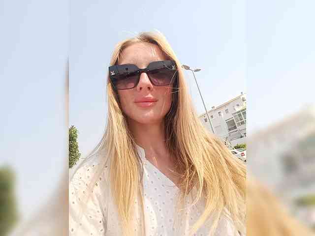 AnyaSweet18