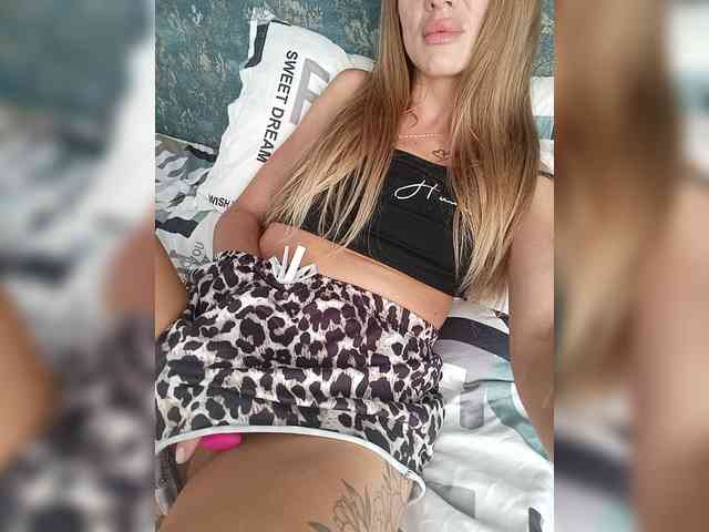AnyaSweet webcam
