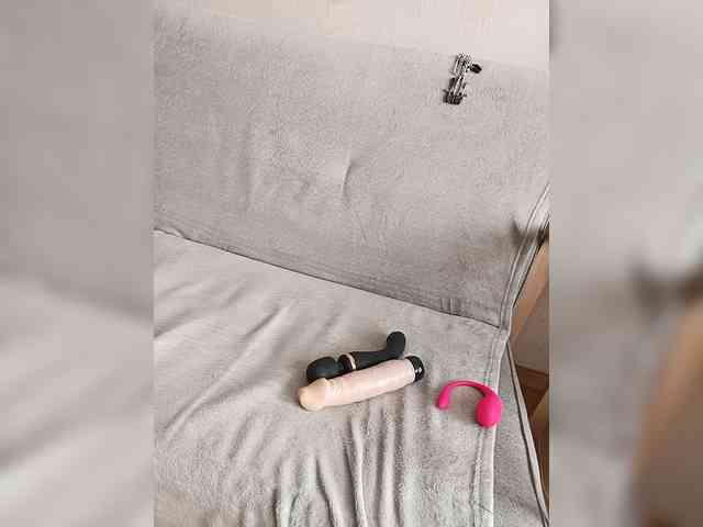 AnyaSweet18