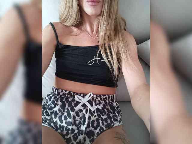 AnyaSweet webcam