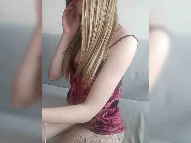 AnyaSweet webcam