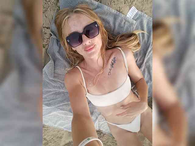 AnyaSweet webcam