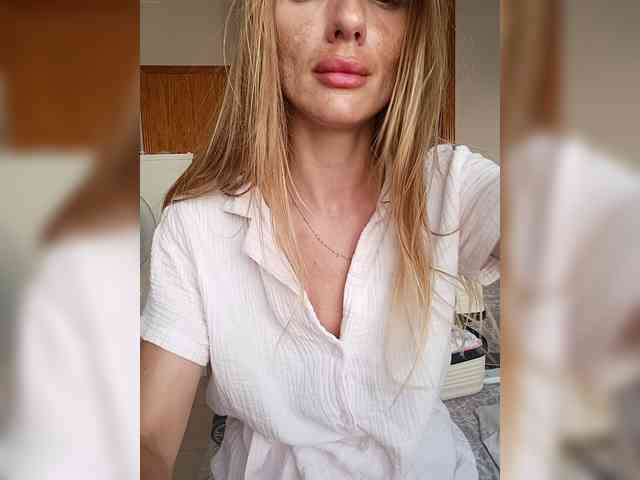 AnyaSweet webcam