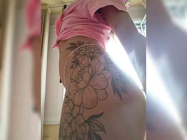 AnyaSweet webcam