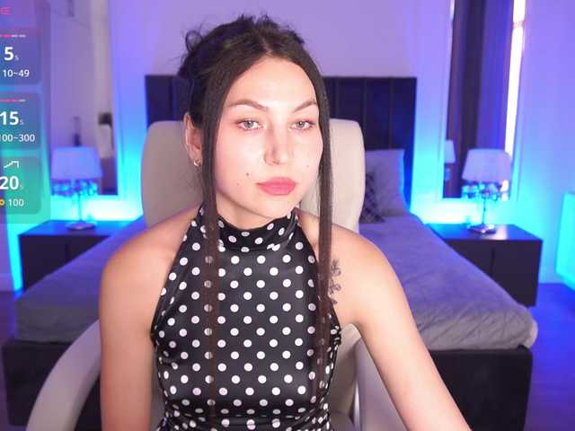 EliseVelour live cam on BongaCams