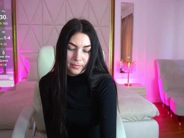 EliseVelour live cam