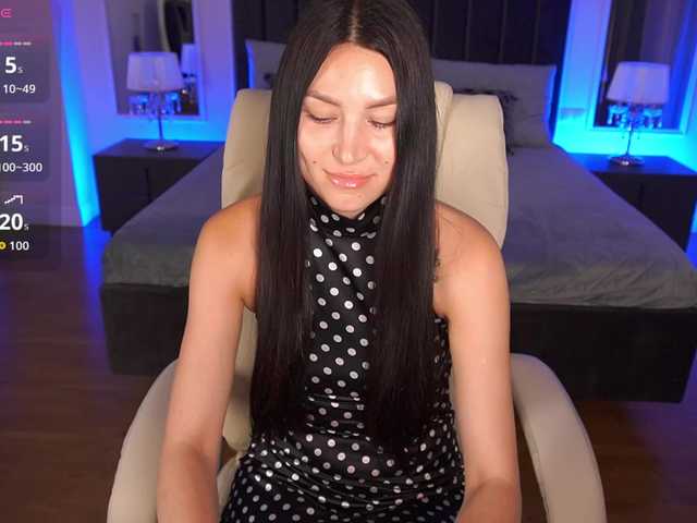 EliseVelour live cam on BongaCams