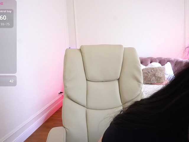 EliseVelour's BongaCams show and profile