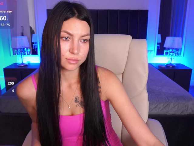 EliseVelour live cam on BongaCams