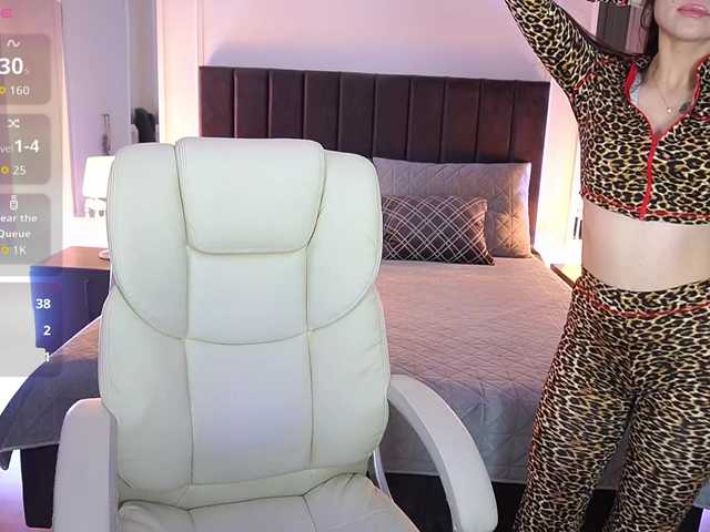 EliseVelour's BongaCams show and profile