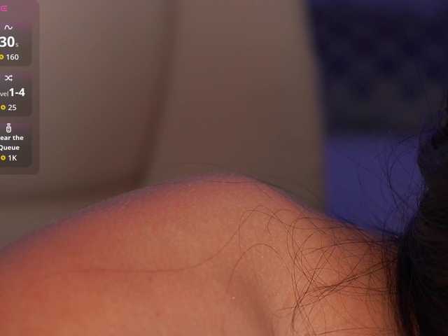 EliseVelour live cam on BongaCams