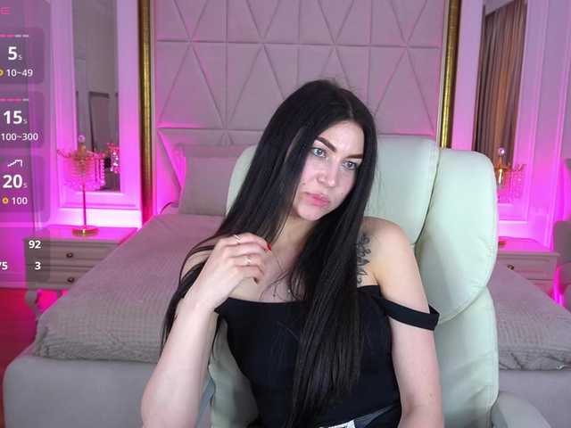 EliseVelour's BongaCams show and profile