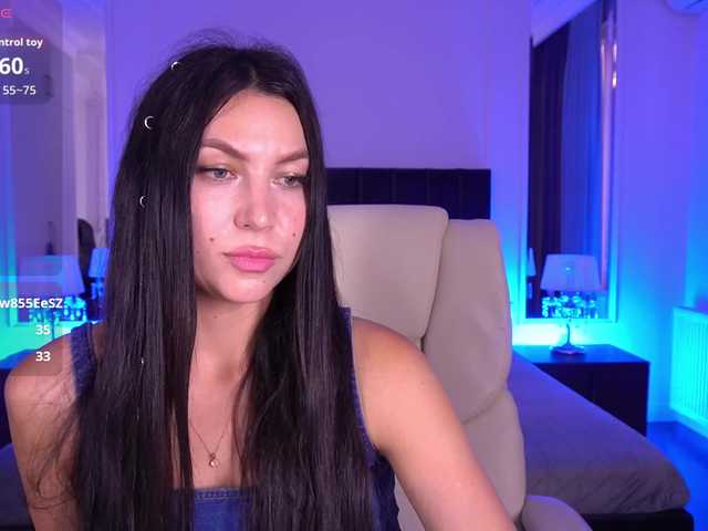 EliseVelour live cam on BongaCams