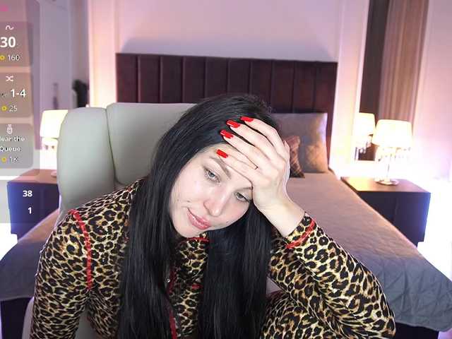 EliseVelour's BongaCams show and profile