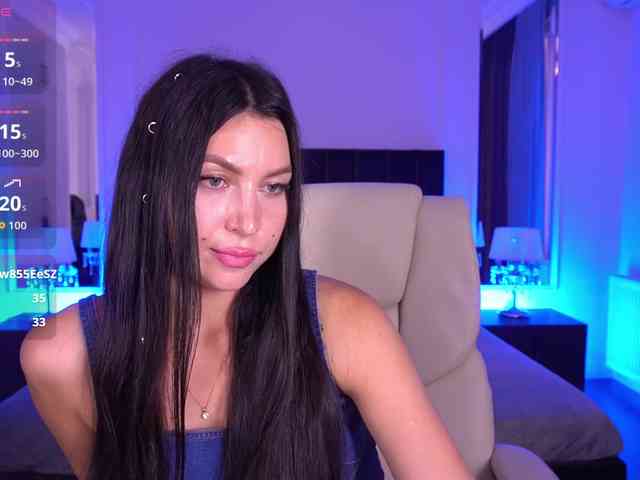 EliseVelour webcam