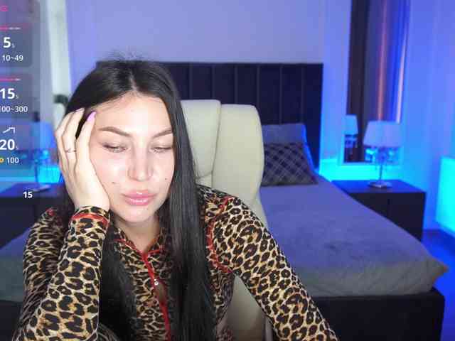 EliseVelour webcam