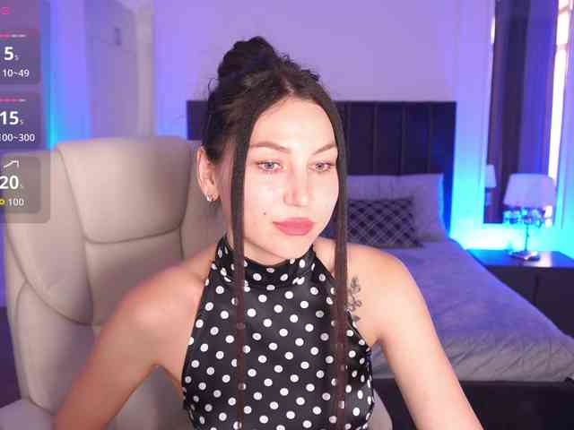 EliseVelour webcam