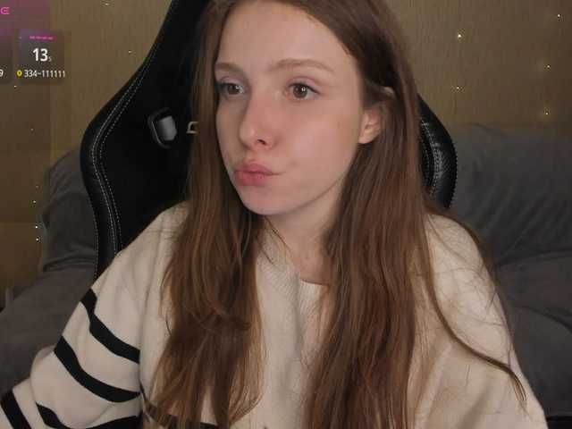 Giai's BongaCams show and profile