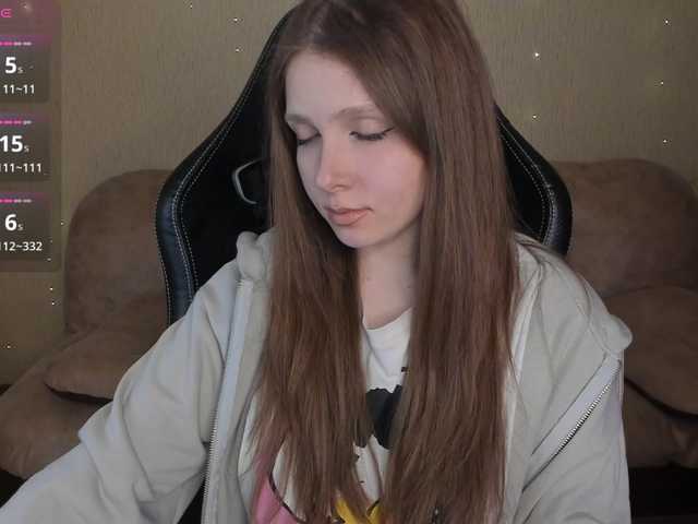 Giai's BongaCams show and profile