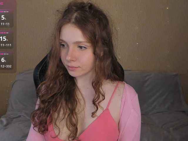 Giai's BongaCams show and profile