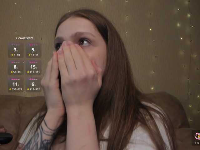 Giai's BongaCams show and profile