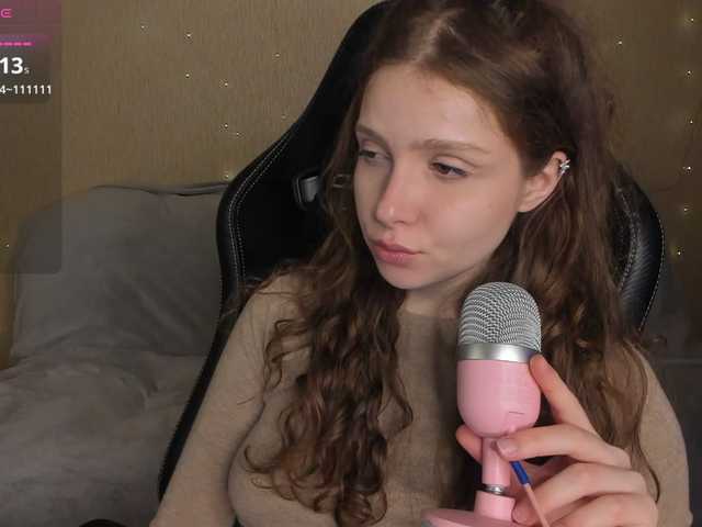 Giai's BongaCams show and profile