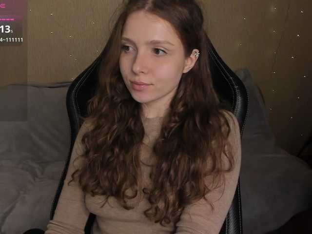 Giai's BongaCams show and profile