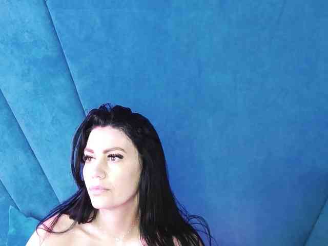 Modella: Deezylicious