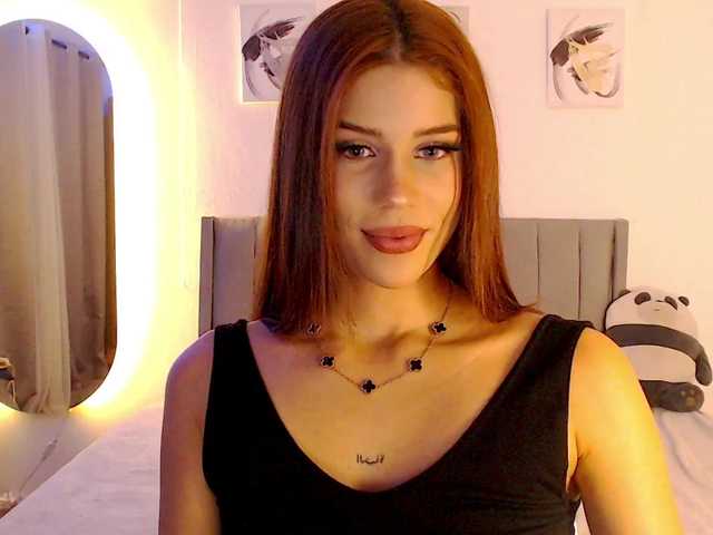 lailaatyler live cam on BongaCams