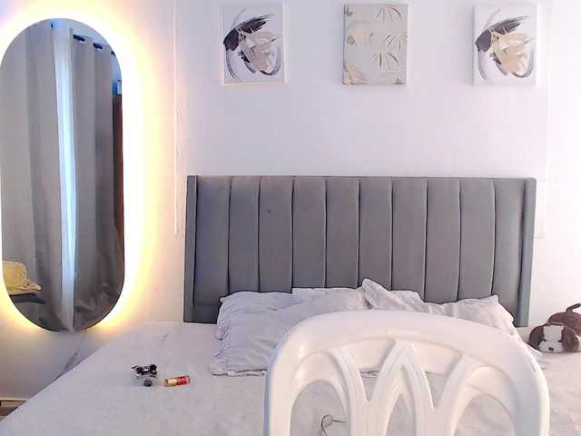 lailaatyler live webcam show