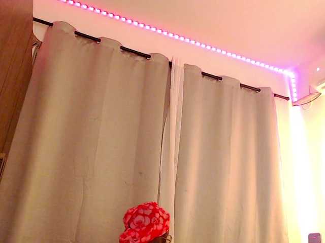lailaatyler live cam on BongaCams