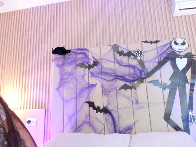 lailaatyler live cam on BongaCams