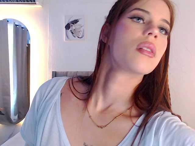 lailaatyler live webcam show
