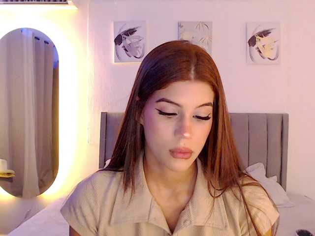 lailaatyler live cam on BongaCams