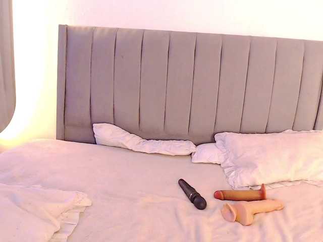 lailaatyler live cam on BongaCams