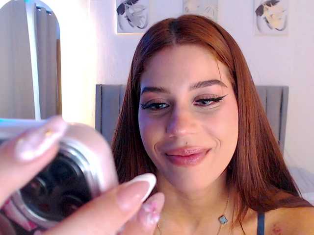 lailaatyler live cam on BongaCams