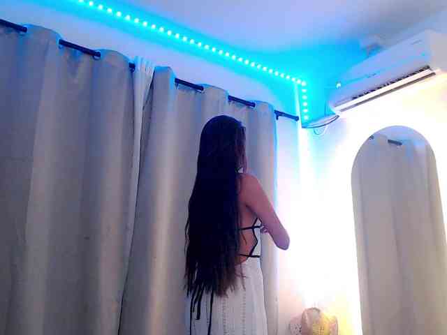 lailaatyler webcam