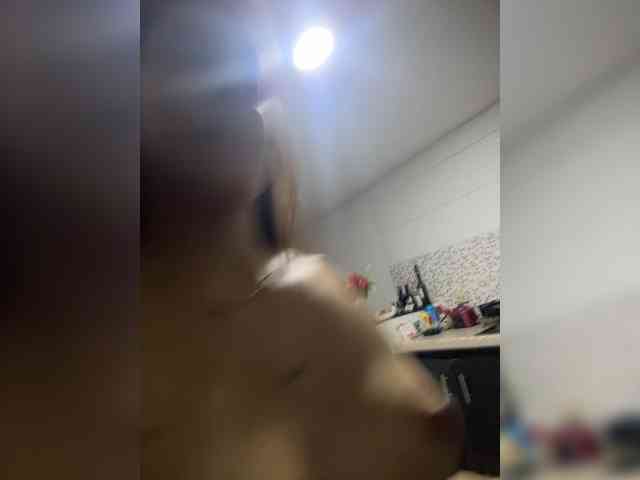 lailaatyler webcam