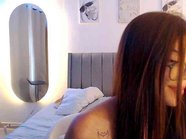 lailaatyler webcam