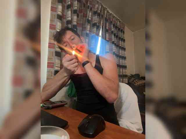 Badadda8 Live Webcam on BongaCams