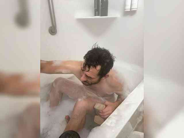 Badadda8