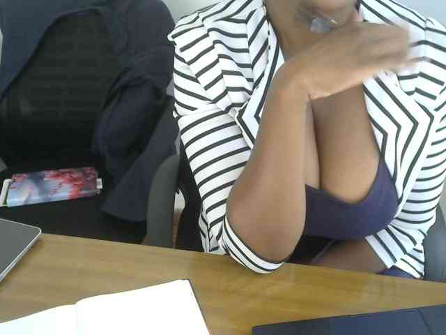 missytrig1 webcam