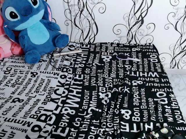 RoyAngela's BongaCams show and profile