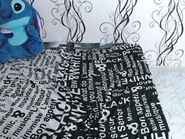 RoyAngela's BongaCams show and profile