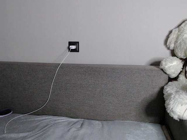 RoyAngela live cam on BongaCams